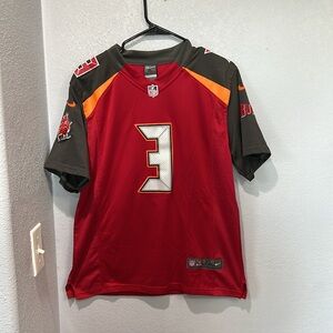 NFL/Nike Tampa Bay Buccaneers Women’s jersey size XL (18) #3 Winston.